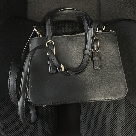 Black Kate Spade Crossbody Small Purse - like new condition - Picture 6 of 8